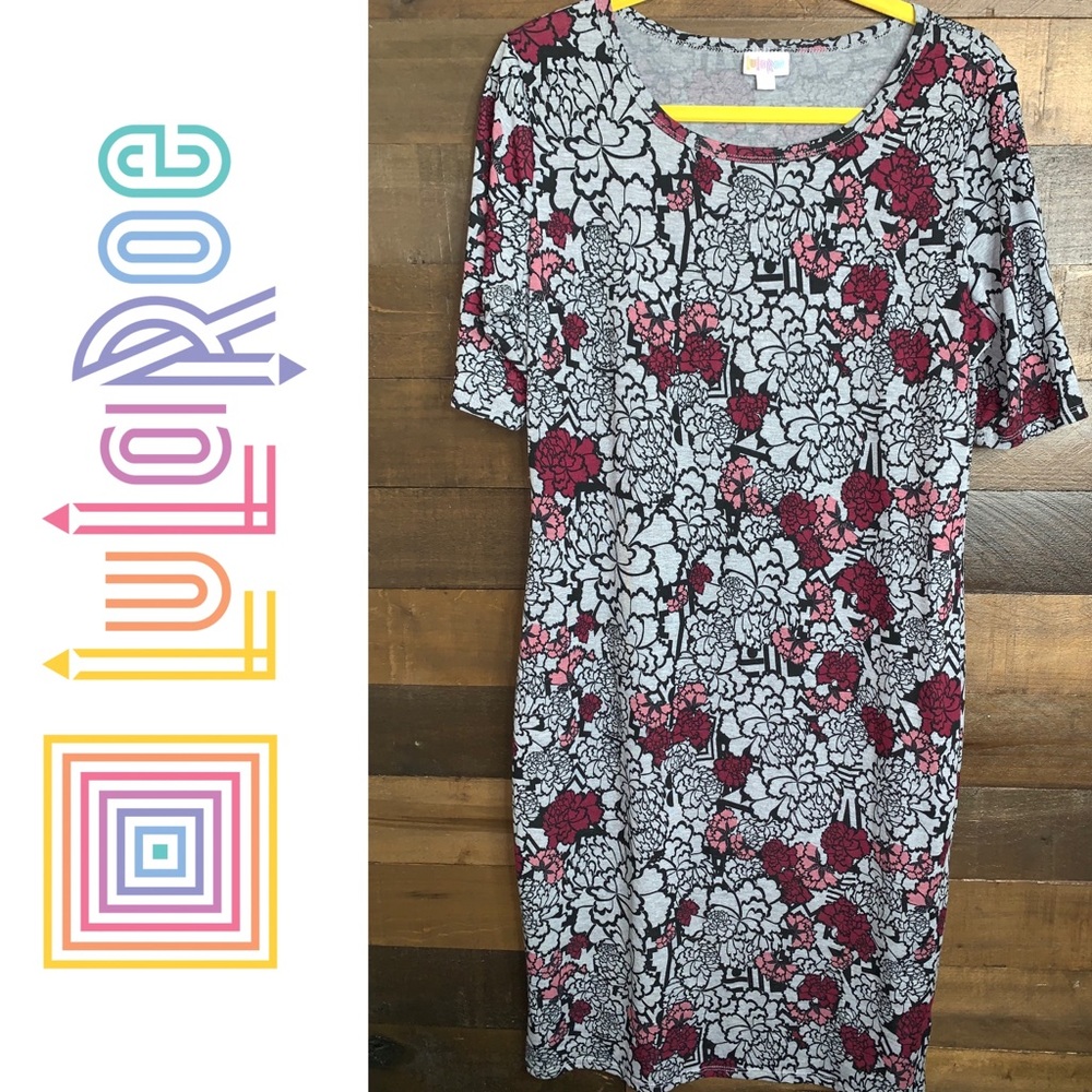 SOLD! LuLaRoe JULIA SHEATH DRESS EUC SZ XL
